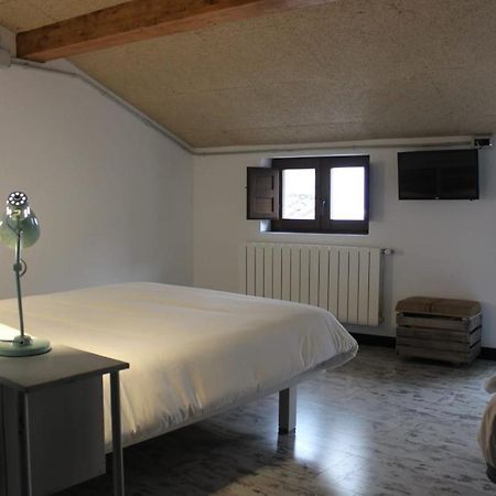 Green River Hostel Cuenca  Kültér fotó